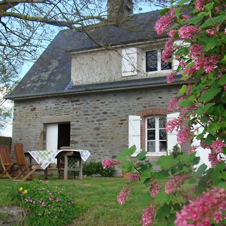 Entre Mont St Michel Et Merveille Vains Εξωτερικό φωτογραφία