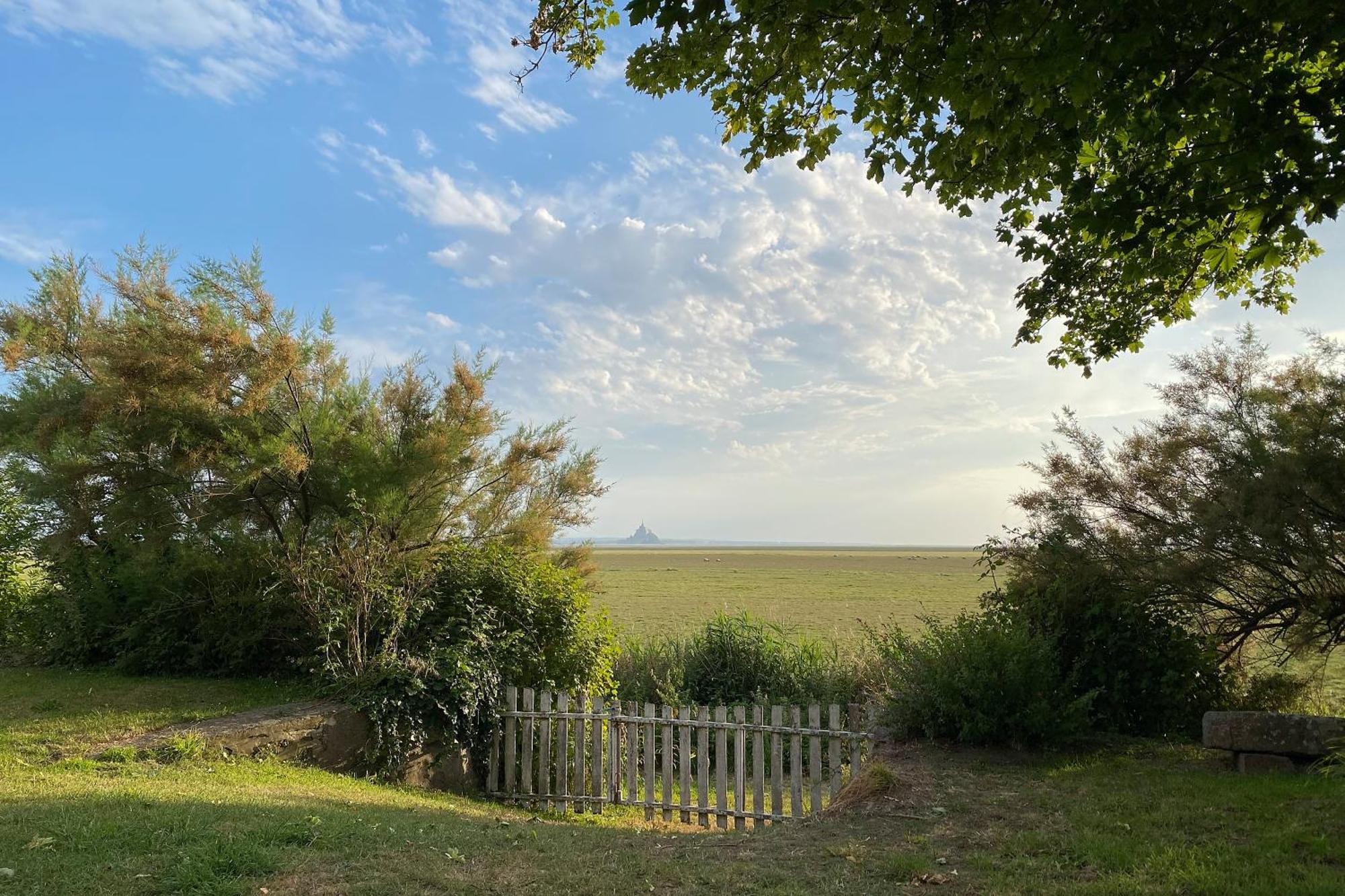 Entre Mont St Michel Et Merveille Vains Εξωτερικό φωτογραφία