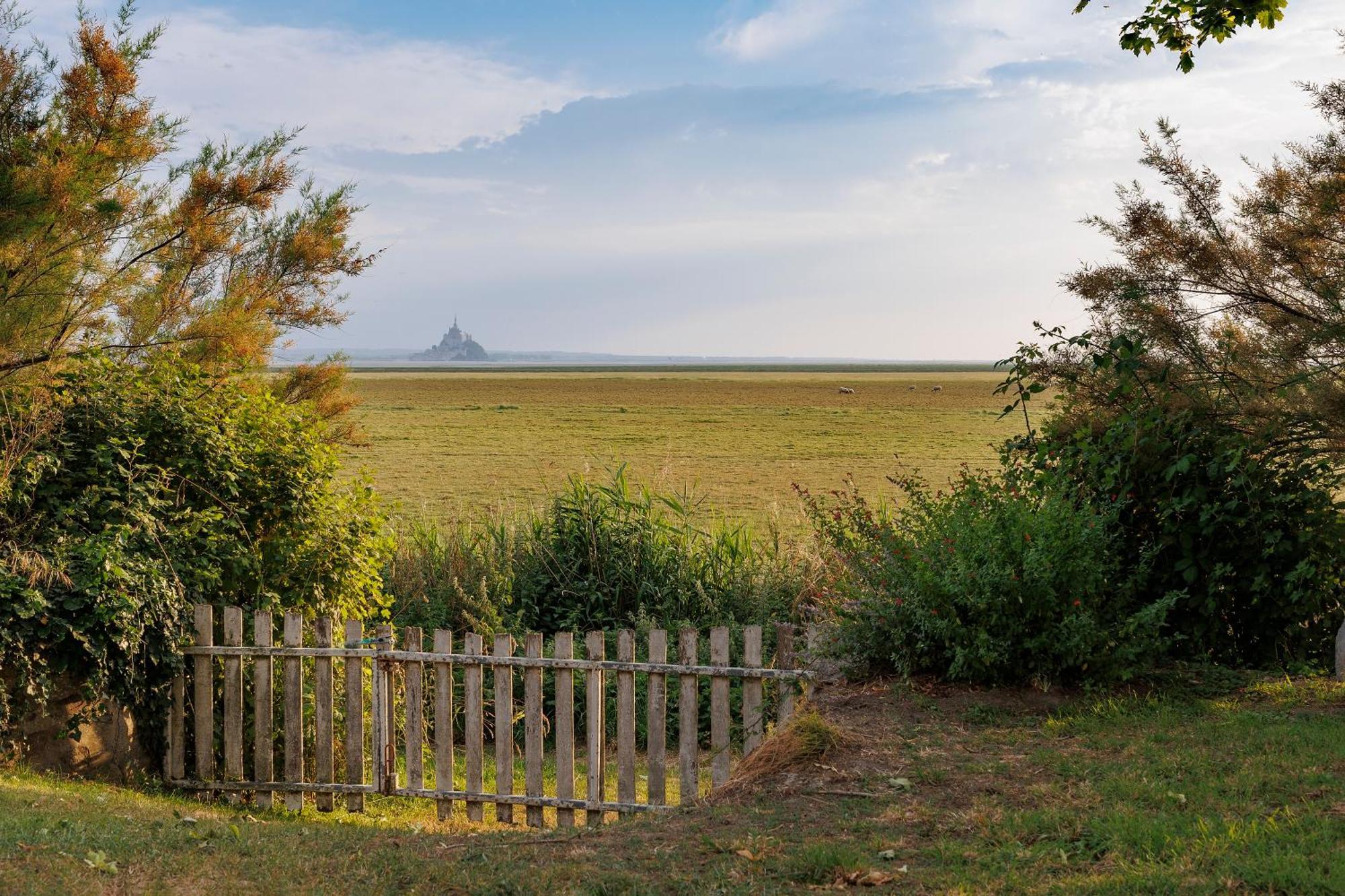 Entre Mont St Michel Et Merveille Vains Εξωτερικό φωτογραφία