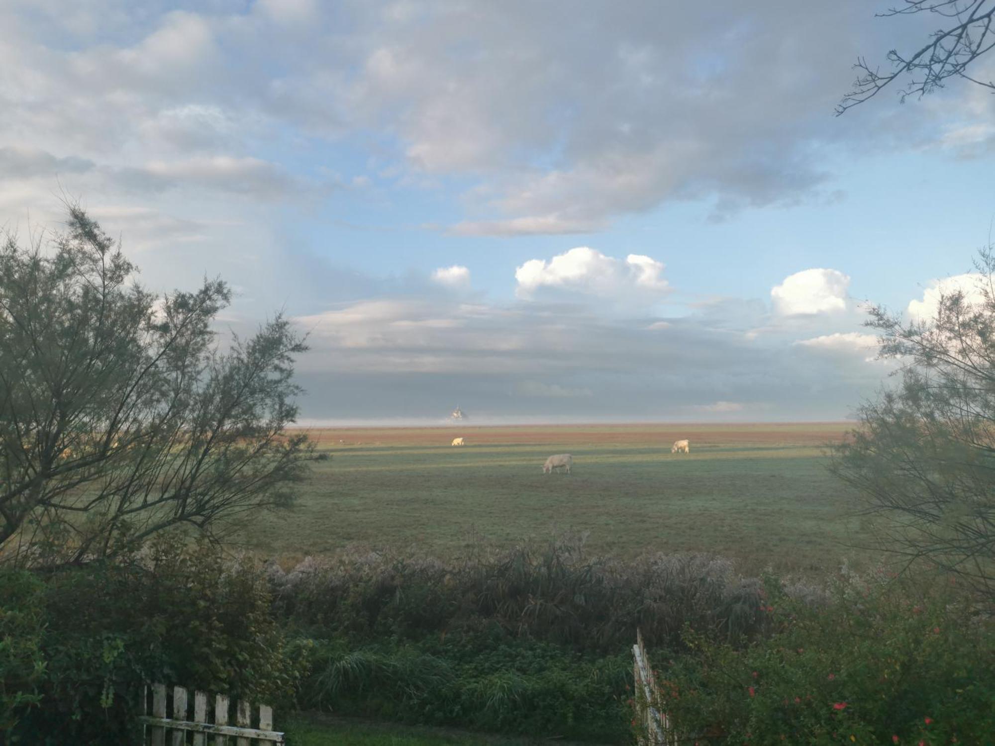 Entre Mont St Michel Et Merveille Vains Εξωτερικό φωτογραφία